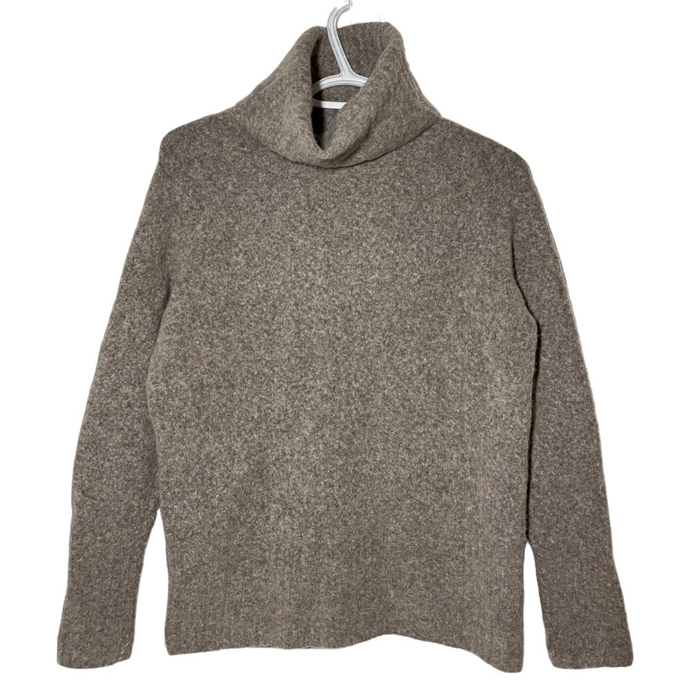 𝅺aritzia The Group by Babaton Plutarch Sweater XS Jenni kayne khaite baba